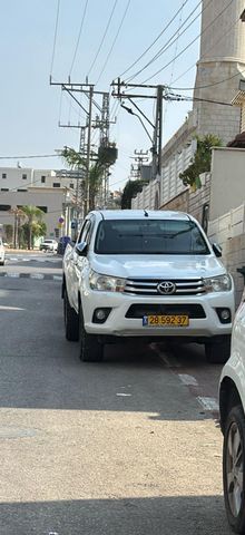 מודעת רכב טויוטה היילקס
