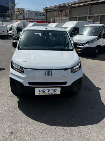 דובלו Combi אוט׳ דיזל קומבי 7 מק 1.5 (130 כ״ס)