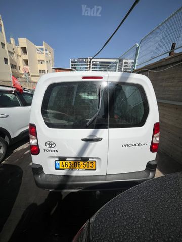 טויוטה פרואייס סיטי