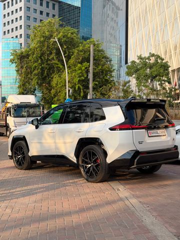 טויוטה RAV4