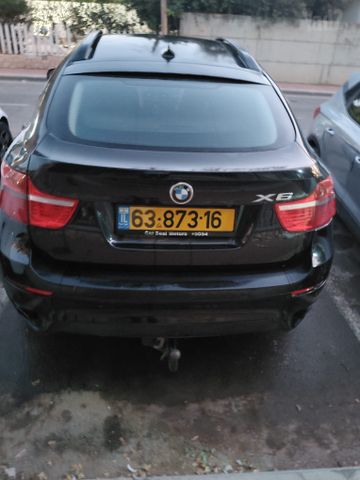 ב מ וו X6