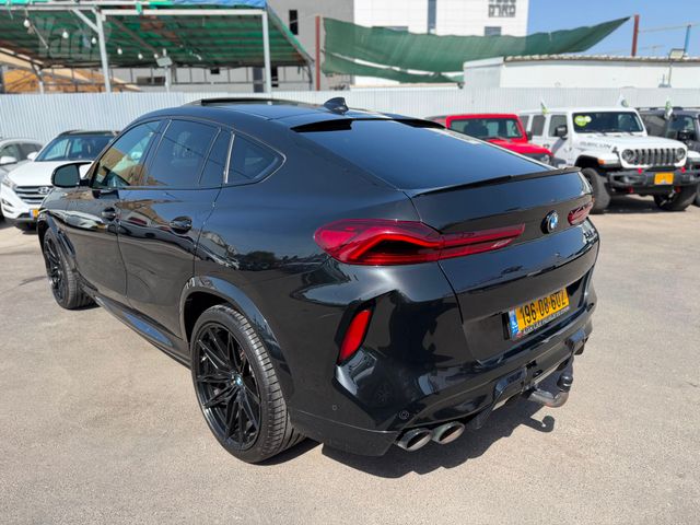 ב מ וו X6 M