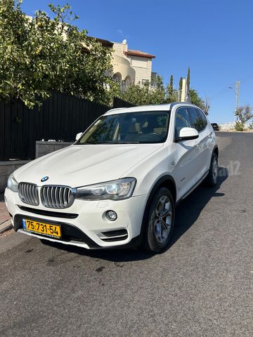 ב מ וו X3