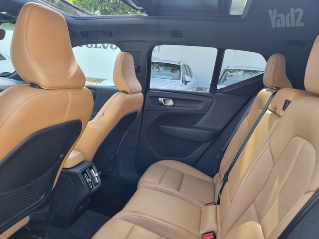 וולוו XC40