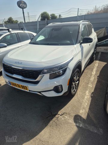 קיה סלטוס
