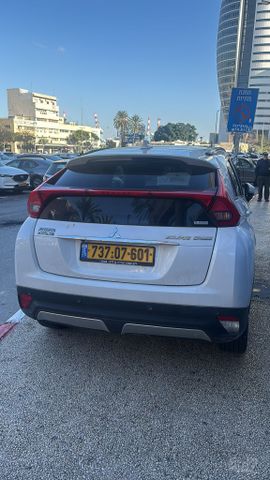 מודעת רכב מיצובישי אקליפס קרוס