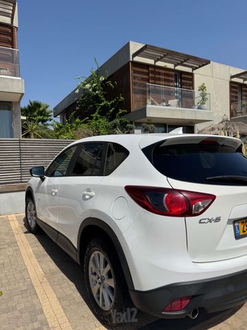 מודעת רכב מאזדה CX-5