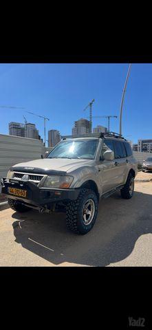 מיצובישי פג'רו
