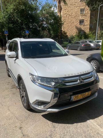 מיצובישי אאוטלנדר