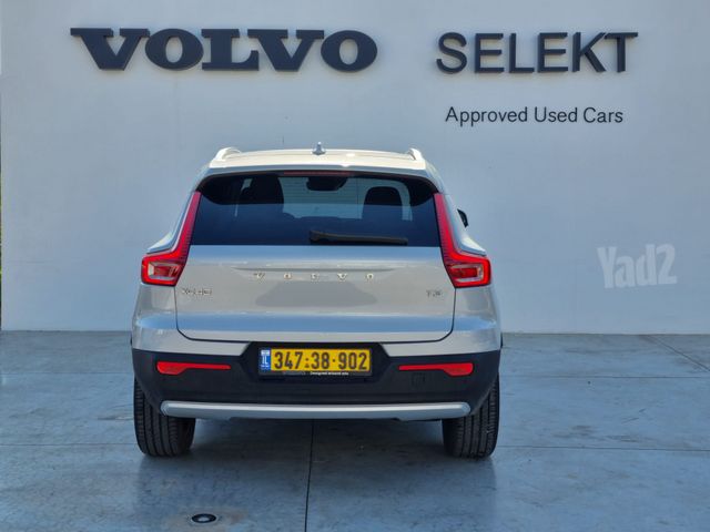 וולוו XC40