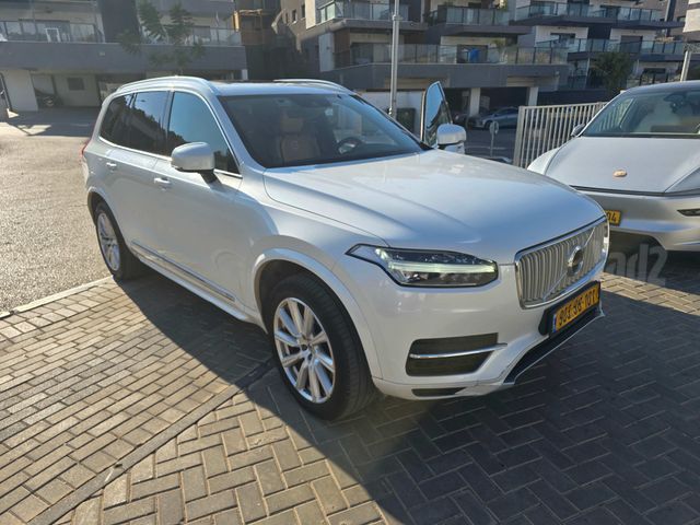 מודעת רכב וולוו XC90