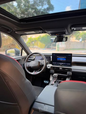 טויוטה RAV4