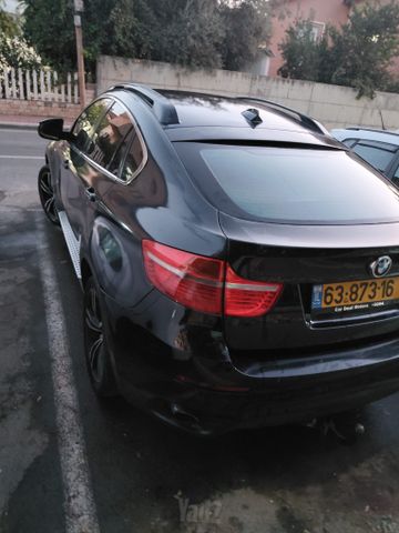 ב מ וו X6