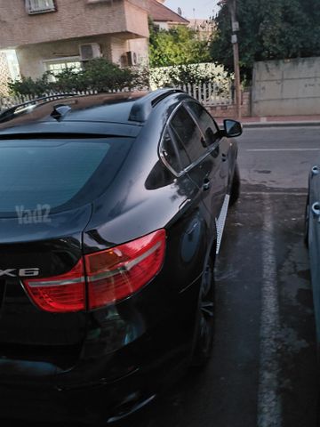 ב מ וו X6