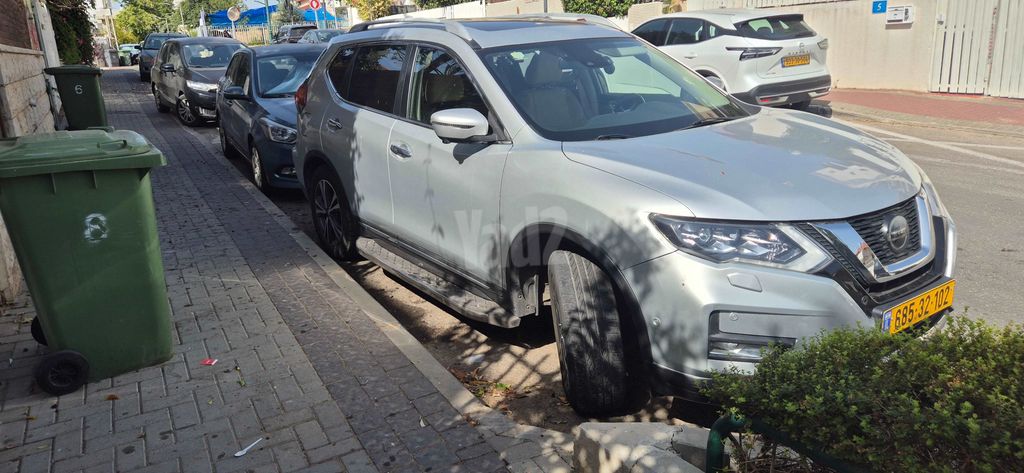 ניסאן אקס טרייל