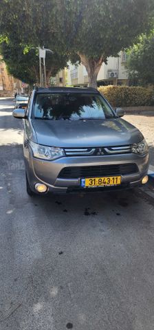 מודעת רכב מיצובישי אאוטלנדר