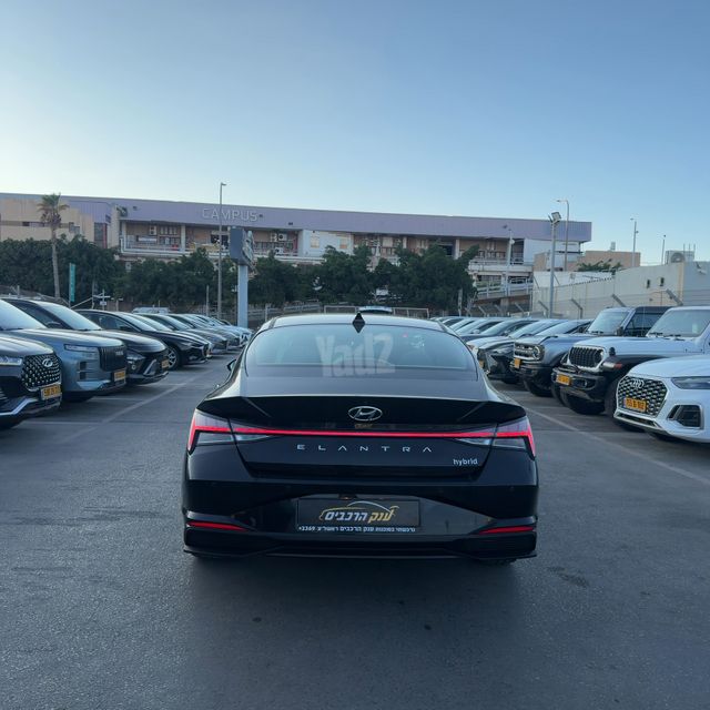 יונדאי אלנטרה