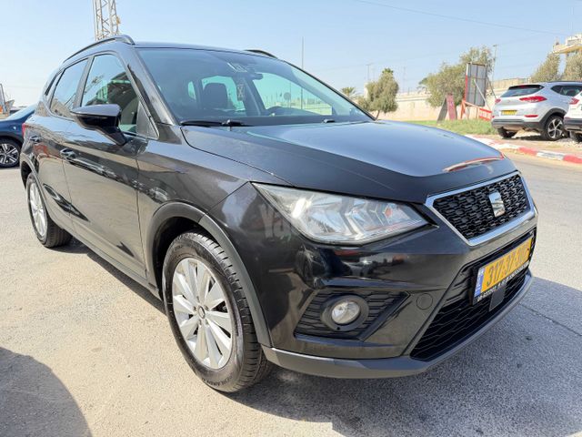 סיאט ארונה