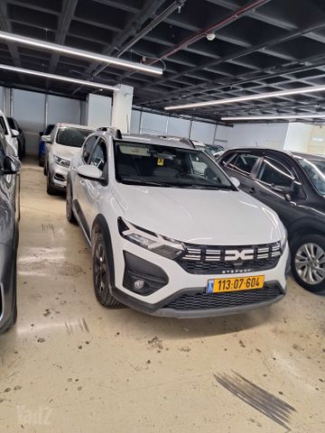 מודעת רכב דאצ'יה סנדרו Stepway