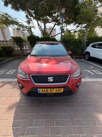 מודעת רכב סיאט ארונה