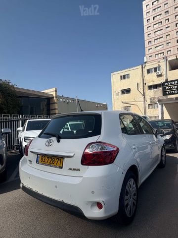 טויוטה אוריס