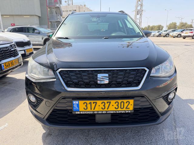 סיאט ארונה