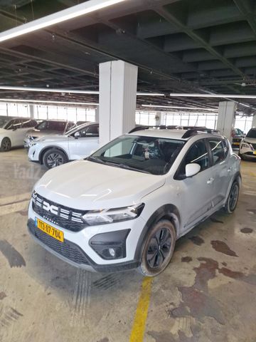 סנדרו Stepway Expression אוט׳ 1.0 (91 כ״ס)