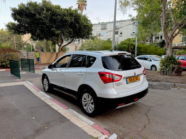 סוזוקי קרוסאובר