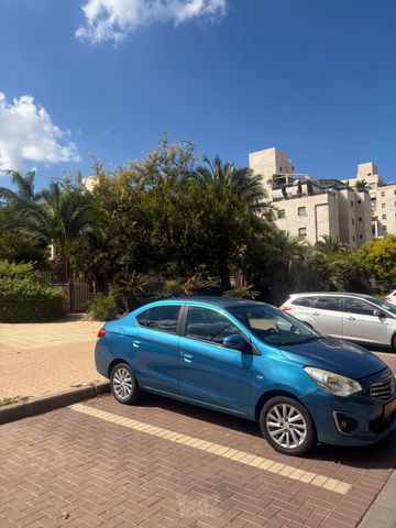 מודעת רכב מיצובישי אטראז'