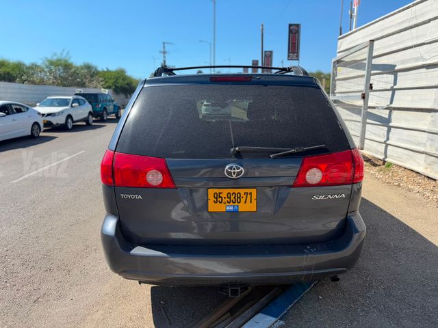 טויוטה סיינה
