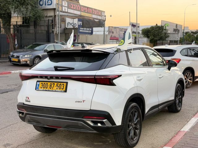 צ׳רי FX