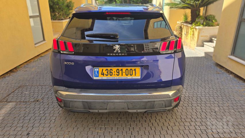 פיג'ו 3008