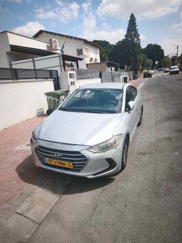 יונדאי אלנטרה