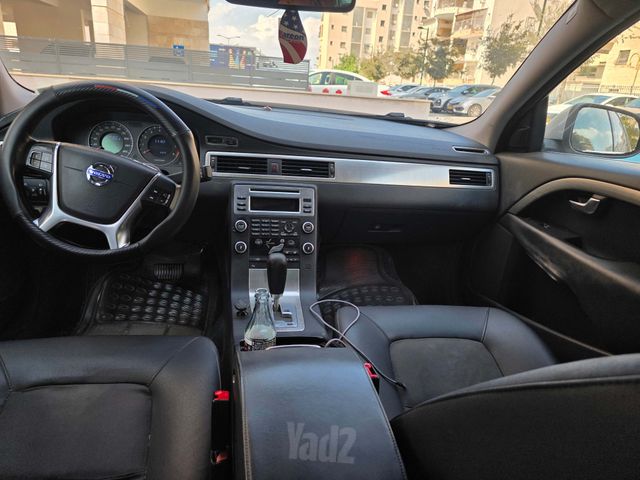 וולוו S80