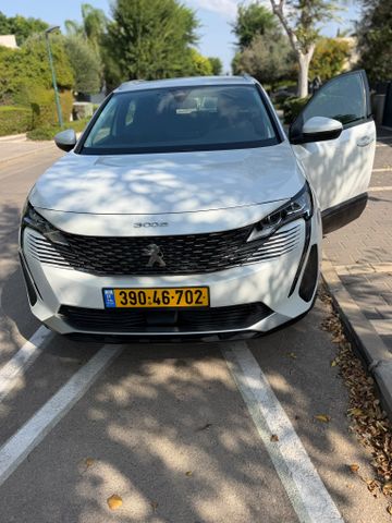פיג'ו 3008