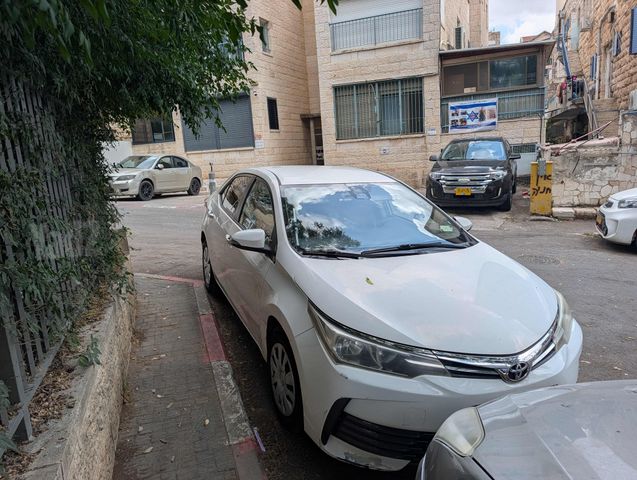 מודעת רכב טויוטה קורולה