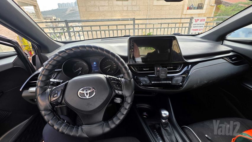 טויוטה C-HR
