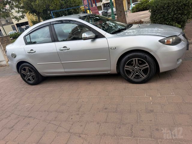 מאזדה 3