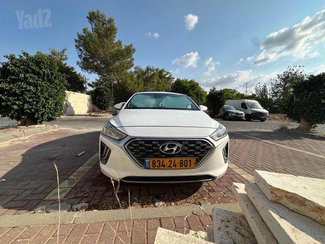 מודעת רכב יונדאי איוניק