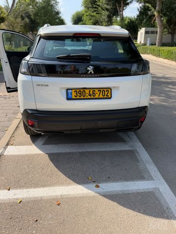 פיג'ו 3008