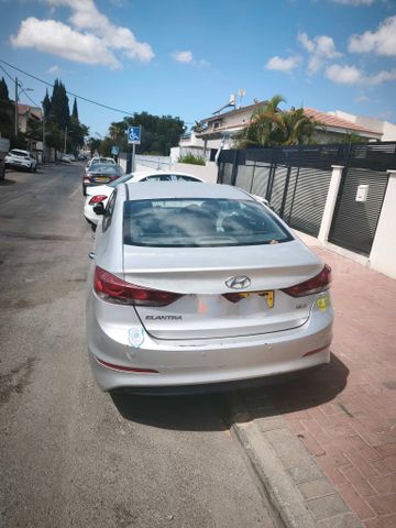 מודעת רכב יונדאי אלנטרה
