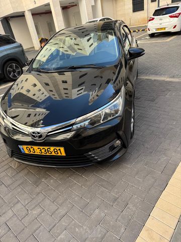 טויוטה קורולה