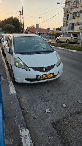 מודעת רכב הונדה ג'אז 