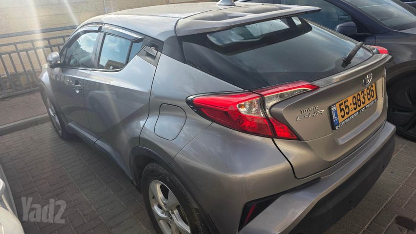 טויוטה C-HR