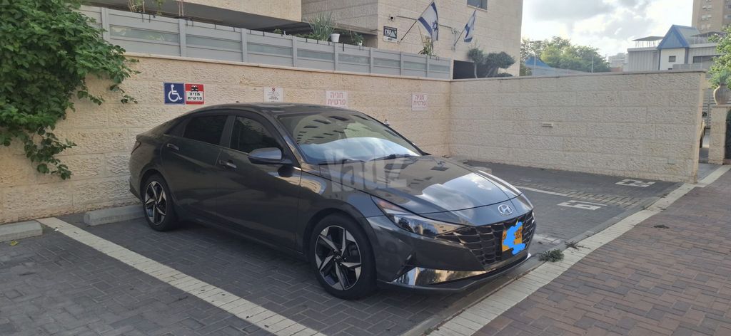 יונדאי אלנטרה