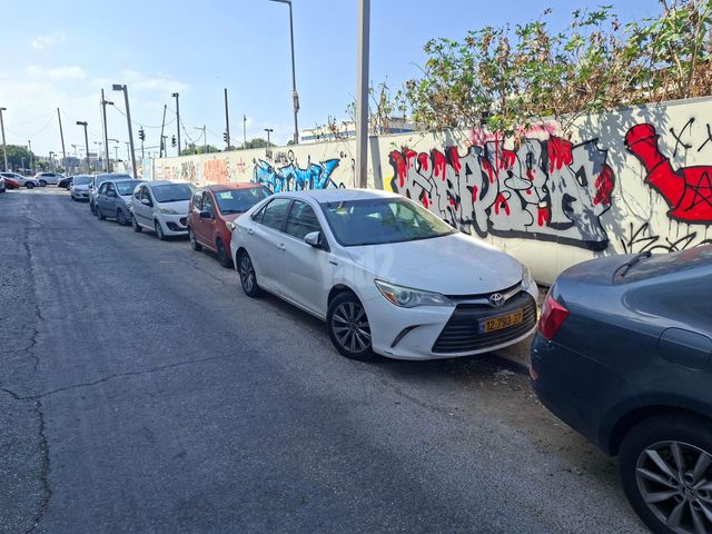 טויוטה קאמרי