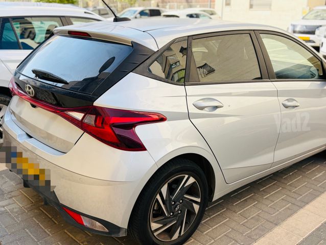 יונדאי i20