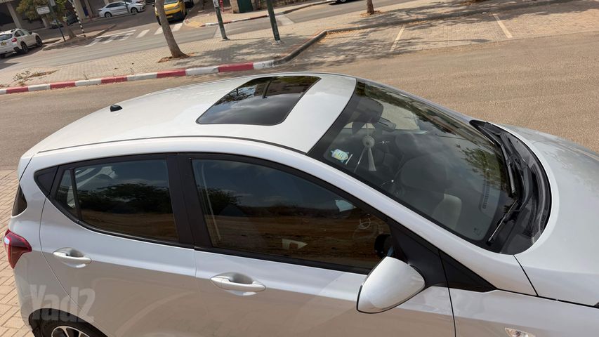 יונדאי i10