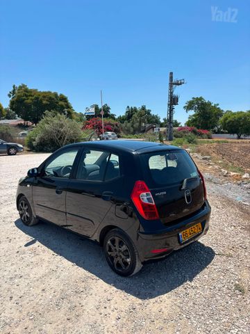 יונדאי i10