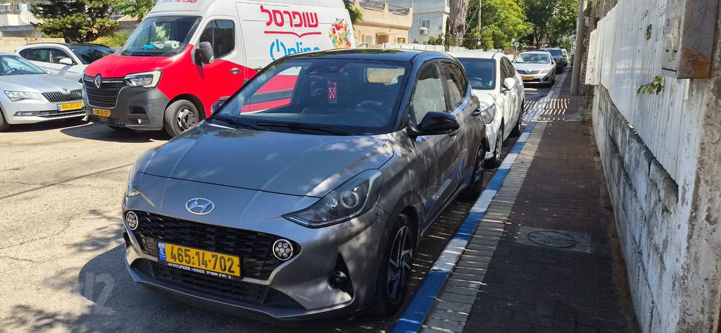 יונדאי i10